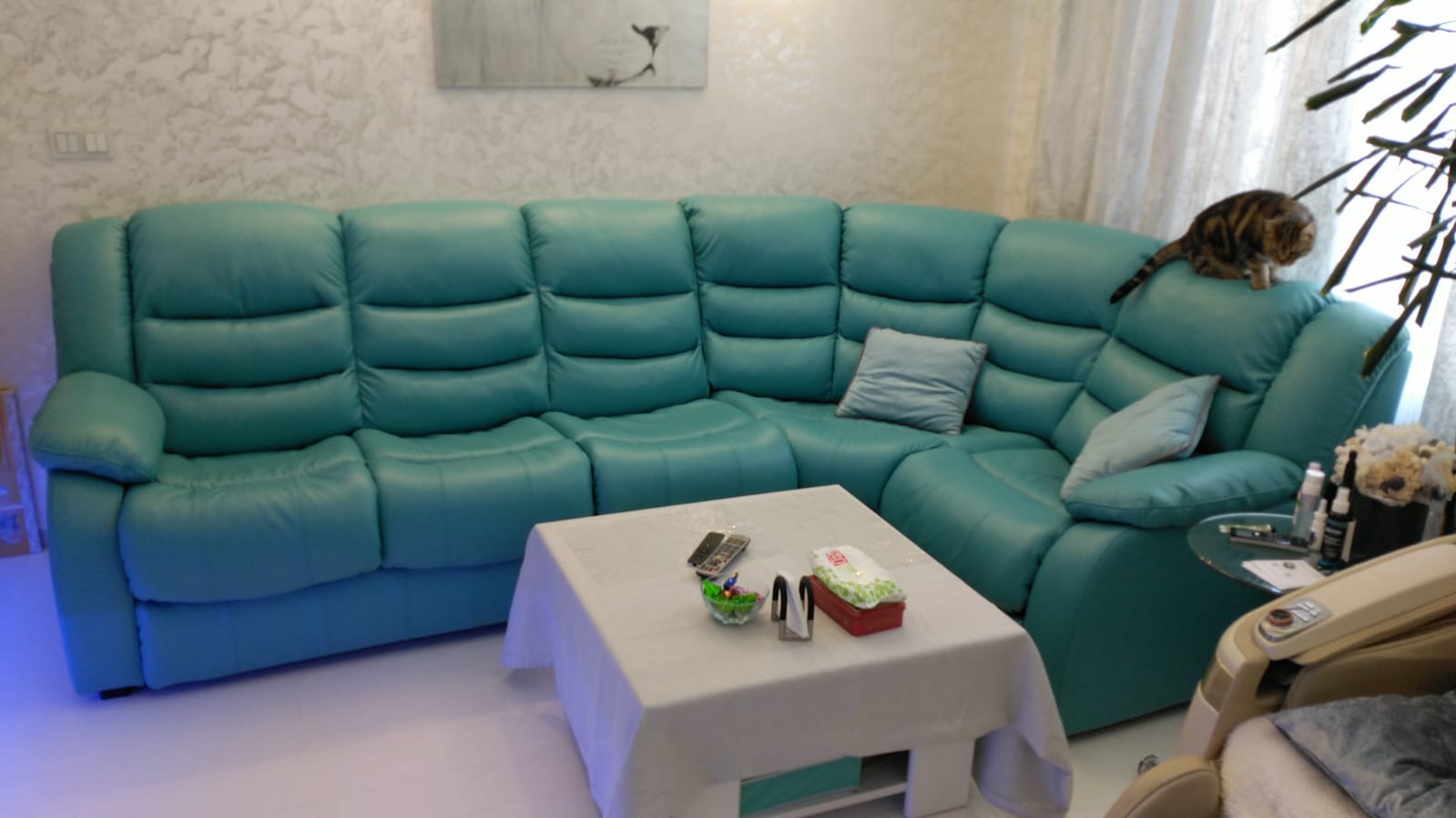 Перетяжка дивана на дому. Александров